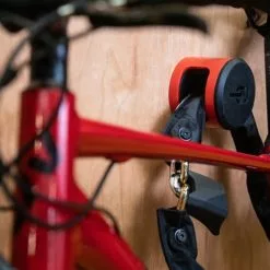 Hiplok ANKR Gulv/Vegg Anker - Rød -Billig Biking butikk Hiplok ANKR GulvVaeg Anker Roed 1643377576 01